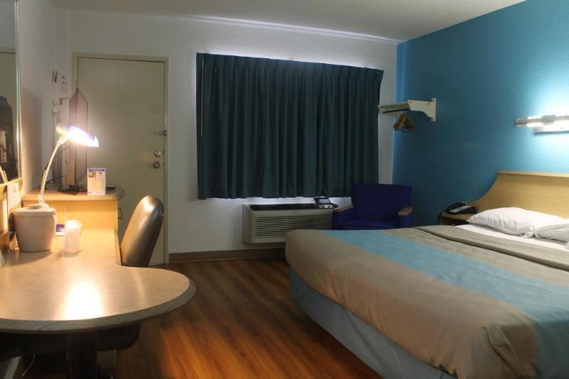 Motel 6-Atlanta, Ga - Downtown Bagian luar foto