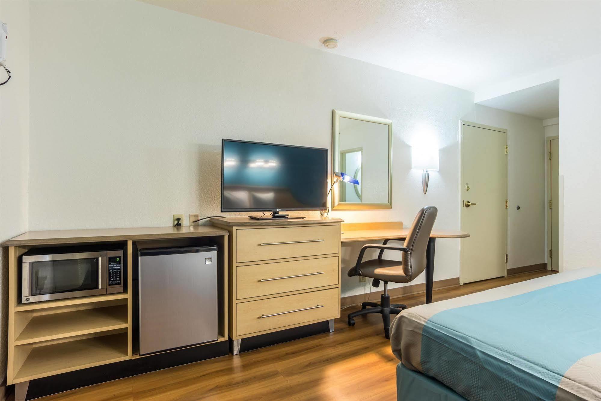 Motel 6-Atlanta, Ga - Downtown Bagian luar foto